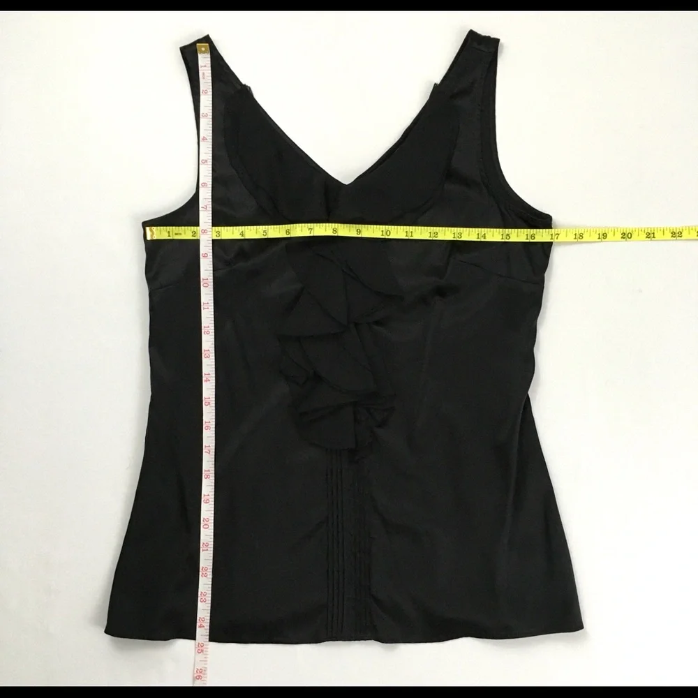 WHBM Ruffled Front Top - Picture 3 of 4